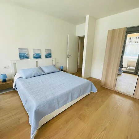 Apartment Waterfront Acquario House