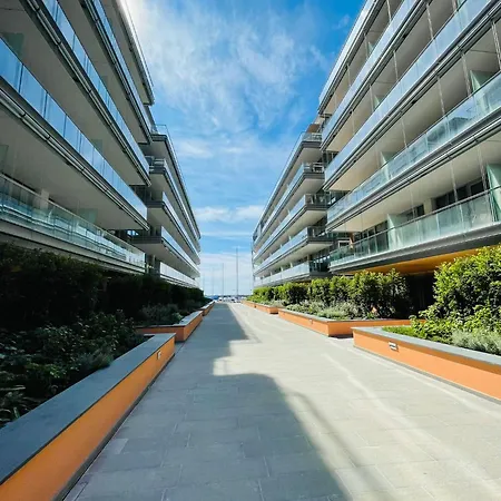 Waterfront Acquario House Апартаменты *