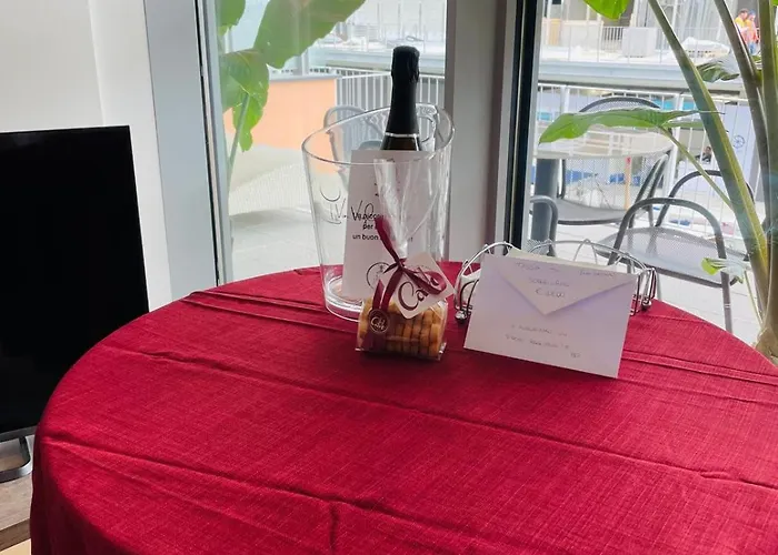 公寓 Waterfront Acquario House